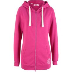 Długa bluza rozpinana bonprix różowa magnolia. Różowe bluzy damskie bonprix, bez wzorów, z długim rękawem, długie, z kapturem. Za 74,99 zł.