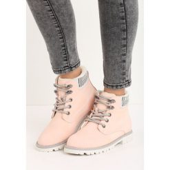 Różowe Traperki Cut to the Chase. Różowe buty zimowe damskie marki Public Desire, z materiału, na obcasie. Za 109,99 zł.