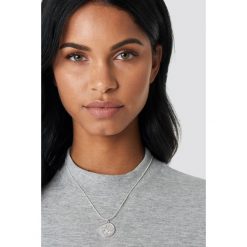 NA-KD Accessories Naszyjnik Leo - Silver. Szare naszyjniki damskie NA-KD Accessories, złote. Za 32,00 zł.