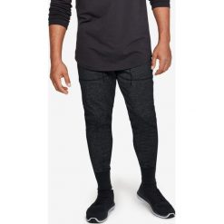 Under Armour Speckle Terry Spodnie dresowe Czarny. Czarne spodnie męskie Under Armour, s, bez wzorów, z bawełny. Za 292,95 zł.