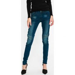 G-Star Raw - Jeansy 5622. Niebieskie jeansy damskie marki G-Star RAW, bez wzorów, z bawełny. W wyprzedaży za 399,90 zł.