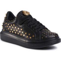 Sneakersy GUESS - FM7SAL ELE12 BLACK. Czarne półbuty damskie Guess, z aplikacjami, ze skóry ekologicznej, bez obcasa, na płaskiej podeszwie, bez zapięcia. Za 549,00 zł.