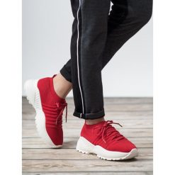 WSUWANE SNEAKERSY VICES. Czarne trampki i tenisówki damskie vices, bez wzorów, bez zapięcia. Za 102,90 zł.