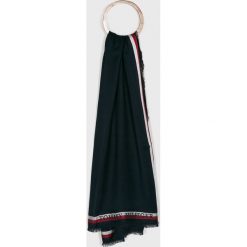 Tommy Hilfiger - Chusta. Niebieskie chusty męskie marki TOMMY HILFIGER, z wiskozy. Za 229,90 zł.