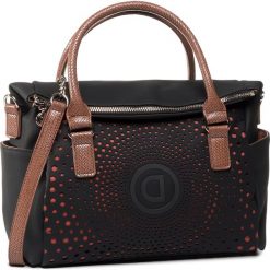 Torebka DESIGUAL - 20SAXP97 2000. Czarne torebki klasyczne damskie Desigual, bez wzorów, ze skóry ekologicznej, klasyczne, bez dodatków. W wyprzedaży za 239,00 zł.