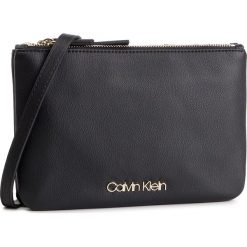 Torebka CALVIN KLEIN - Ck Must Ew Crossbody K60K605074 001. Czarne listonoszki damskie Calvin Klein, bez wzorów, ze skóry ekologicznej, na ramię, bez dodatków. W wyprzedaży za 279,00 zł.