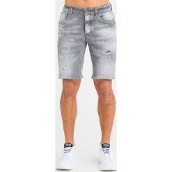 BERMUDY DENIM NEILY john richmond. Spodenki i szorty męskie John Richmond, m, bez wzorów, z denimu. Za 989,00 zł.