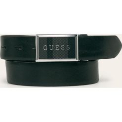 Guess Jeans - Pasek skórzany dwustronny. Czarne paski męskie Guess Jeans, w paski, z jeansu. Za 259,90 zł.