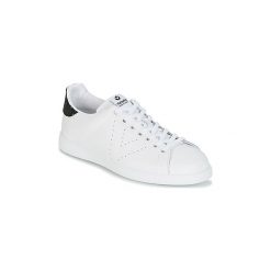 Buty Victoria DEPORTIVO BASKET PIEL. Białe trampki i tenisówki damskie Victoria, bez wzorów, bez zapięcia. Za 259,00 zł.