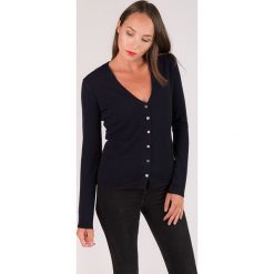 Kaszmirowy kardigan w kolorze granatowym. Niebieskie swetry damskie Just Cashmere, xl, bez wzorów, z kaszmiru. W wyprzedaży za 299,95 zł.