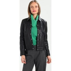 Goosecraft CHELSEA JACKET Kurtka skórzana black. Czarne kurtki damskie Goosecraft, s, bez wzorów, ze skóry. W wyprzedaży za 681,85 zł.
