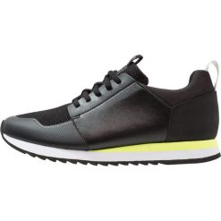 GStar DELINE Tenisówki i Trampki black. Czarne trampki i tenisówki damskie G-Star, z tworzywa sztucznego. W wyprzedaży za 386,10 zł.