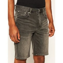 Szorty jeansowe Superdry 02 Tyler M7110012A. Czarne spodenki i szorty męskie Superdry, m, bez wzorów, z jeansu. W wyprzedaży za 199,00 zł.