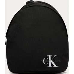 Calvin Klein Jeans - Plecak. Białe plecaki damskie Calvin Klein Jeans, bez wzorów, z poliesteru. Za 359,90 zł.