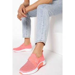 Fuksjowe Buty Sportowe Loraelura. Buty sportowe damskie Born2be, bez wzorów, sportowe. W wyprzedaży za 69,99 zł.
