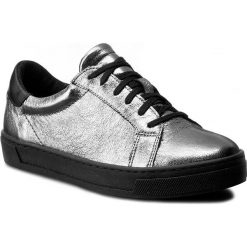 Sneakersy NESSI - 17113 Czarny 63. Szare półbuty damskie marki Nessi, na co dzień, bez wzorów, ze skóry, bez obcasa, na płaskiej podeszwie, bez zapięcia. W wyprzedaży za 199,00 zł.
