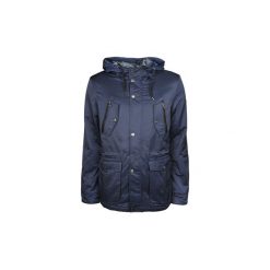 Kurtki ocieplane Guess M73L20W8SW0. Niebieskie kurtki męskie Guess, xl, z aplikacjami, bez kaptura. Za 379,00 zł.