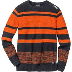 Sweter Regular Fit bonprix antracytowy melanż- ciemnopomarańczowy w paski. Szare swetry klasyczne męskie bonprix, l, z aplikacjami, ze splotem. Za 109,99 zł.