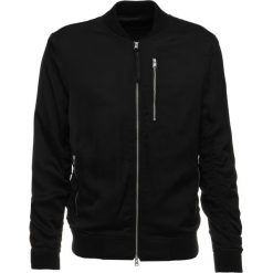 AllSaints MOYNE Kurtka Bomber black. Czarne kurtki męskie marki AllSaints, m, bez wzorów, z wiskozy, bez kaptura. Za 1049,00 zł.