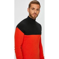 Review - Sweter. Pomarańczowe swetry klasyczne męskie marki Review, xl, z bawełny. W wyprzedaży za 139,90 zł.