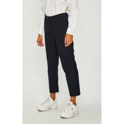 Tommy Jeans - Spodnie. Niebieskie jeansy damskie Tommy Jeans, s, z bawełny, z podwyższonym stanem. W wyprzedaży za 299,90 zł.