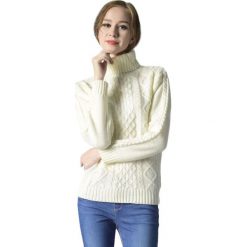 Sweter w kolorze białym. Białe swetry damskie Swetry na chłodne dni, bez wzorów, z dzianiny, bez rękawów, bez kaptura. W wyprzedaży za 89,95 zł.