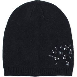 Czapka damska Czarne łezki czarna. Czarne czapki zimowe damskie Art of Polo. Za 49,91 zł.