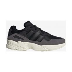 Adidas Originals Yung-96 Tenisówki Czarny. Czarne trampki męskie adidas Originals, bez wzorów, ze skóry, bez zapięcia. Za 409,95 zł.