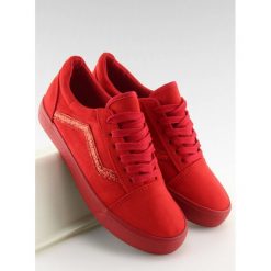 Trampki Vansówki czerwone. Czerwone buty sportowe damskie FunKee.pl, z aplikacjami, z tkaniny, klasyczne. Za 67,99 zł.