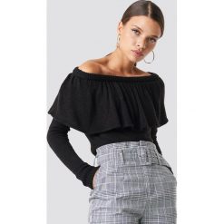 NA-KD Boho Sweter na jedno ramię - Black. Czarne swetry damskie marki NA-KD Boho, bez wzorów, boho, bez rękawów, bez kaptura. Za 60,95 zł.