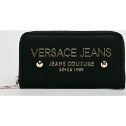 Versace Jeans - Portfel. Czarne portfele damskie Versace Jeans, bez wzorów, z poliesteru. Za 339,90 zł.