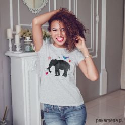 Słoń akwarele dopasowana koszulka tshirt damski. Szare bluzki damskie marki Pakamera, s, z nadrukiem, z bawełny. Za 85,00 zł.