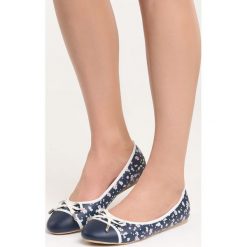 Granatowe Balerinki One Desire. Niebieskie baleriny damskie Born2be, bez wzorów, ze skóry, bez obcasa, na płaskiej podeszwie. Za 29,99 zł.