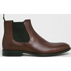 Vagabond - Buty Harvey. Pomarańczowe buty wizytowe męskie Vagabond, ze skóry, bez zapięcia. Za 599,90 zł.