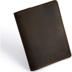 Skórzany cienki portfel slim wallet z bilonówką BRODRENE SW04 ciemnobrązowy - c. brązowy. Pomarańczowe portfele męskie Brødrene, bez wzorów, ze skóry. Za 99,99 zł.