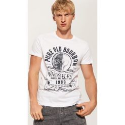 T-shirt z nadrukiem - Biały. Białe t-shirty męskie z nadrukiem House, l. Za 35,99 zł.