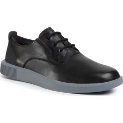 Półbuty CAMPER - Bill K100356-017 Black. Czarne półbuty męskie Camper, na co dzień, bez wzorów, ze skóry, bez zapięcia. W wyprzedaży za 379,00 zł.
