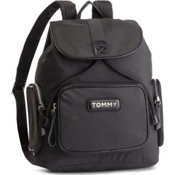 Plecak TOMMY HILFIGER - Varsity Nylon Backpack AW0AW06122 002. Czarne plecaki męskie TOMMY HILFIGER, bez wzorów, z nylonu, sportowe. Za 549,00 zł.