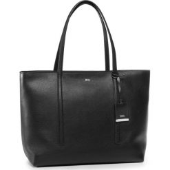 Torebka BOSS - Taylor Shopp Z 50424305 10209122 01 001. Czarne torebki klasyczne damskie Boss, bez wzorów, ze skóry, klasyczne, duże, bez dodatków. Za 1789,00 zł.