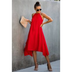 Sukienka ZIGLA RED. Czerwone sukienki damskie IVET, xl, bez wzorów, z materiału, bez kołnierzyka, bez rękawów, długie. W wyprzedaży za 109,00 zł.