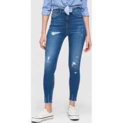 Jeansy skinny ze średnim stanem - Niebieski. Niebieskie jeansy damskie Cropp, bez wzorów, z jeansu. W wyprzedaży za 59,99 zł.