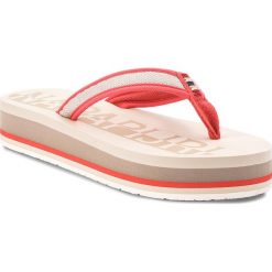 Japonki NAPAPIJRI - Ariel 16798558 Beige/Coral N104. Pomarańczowe klapki damskie marki Napapijri, bez wzorów, z tworzywa sztucznego, bez obcasa. W wyprzedaży za 119,00 zł.