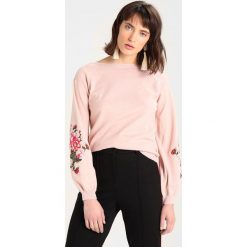 Swetry klasyczne damskie: Vila VIODONNA Sweter adobe rose