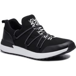 Sneakersy VERSACE JEANS COUTURE - E0YUBSG4 71216 M60. Czarne sneakersy męskie Versace Jeans Couture, na co dzień, bez wzorów, z jeansu, bez zapięcia. Za 569,00 zł.