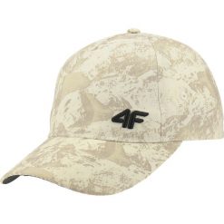 Czapka z daszkiem męska CAM004B - khaki allover. Brązowe czapki męskie w paski. W wyprzedaży za 49,99 zł.