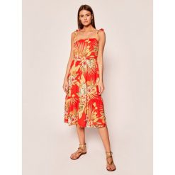 Sukienka letnia Banana Moon Lou Waimeavoil JDO11. Sukienki damskie Banana Moon, na lato, s, bez wzorów, z wiskozy, bez kołnierzyka, bez rękawów. Za 479,00 zł.