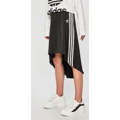 Adidas Originals - Spódnica. Czarne spódniczki damskie adidas Originals, s, bez wzorów, z elastanu, midi, asymetryczne. W wyprzedaży za 199,90 zł.
