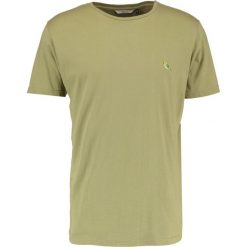 T-shirty męskie: RVLT Tshirt basic green
