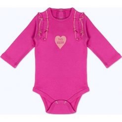 Body w kolorze różowym. Różowe body niemowlęce Daisy, z nadrukiem, z bawełny. W wyprzedaży za 35,95 zł.