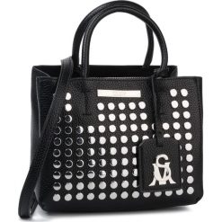 Torebka STEVE MADDEN - Bmambaa SM13000207-02002-BLK Black. Czarne torebki klasyczne damskie Steve Madden, bez wzorów, ze skóry ekologicznej, klasyczne, bez dodatków. Za 339,00 zł.